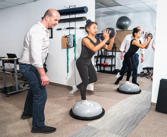 rehab therapy equipment chatsworth ca