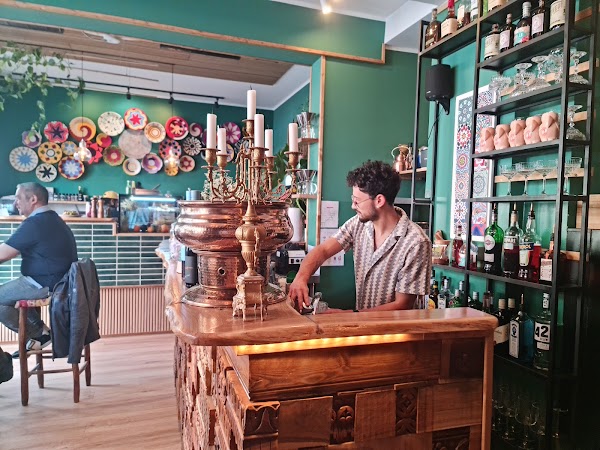 A Small Café & Bar