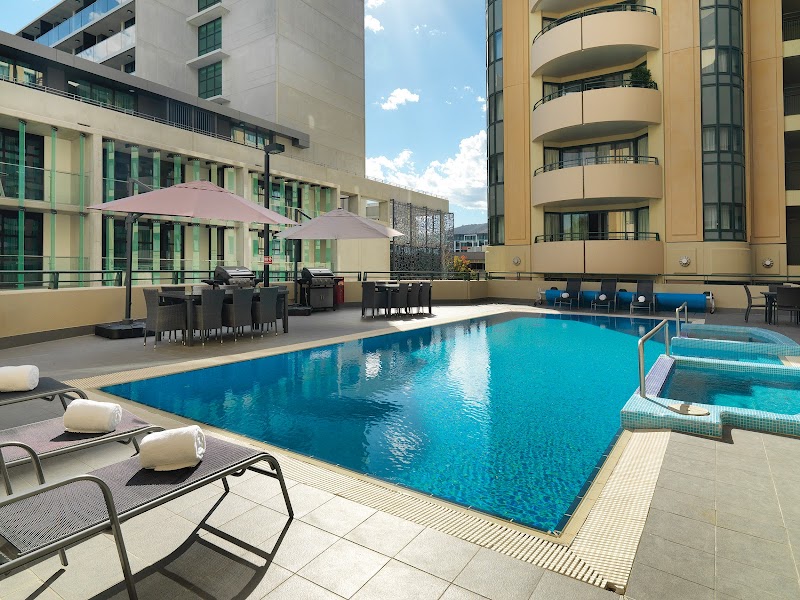 Adina Serviced Apartments Canberra James Court