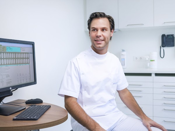Amstel Dental