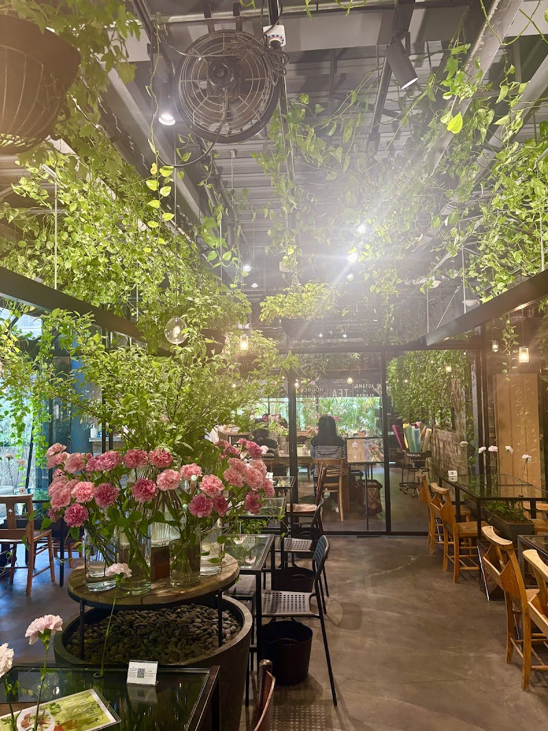 Aoyama Flower Market Green House