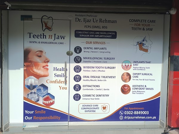 Asst. Prof. Dr. Ijaz Ur Rehman , Maxillofacial Surgeon , Implantologist, Best Dental Surgeon/Dentist in Lahore