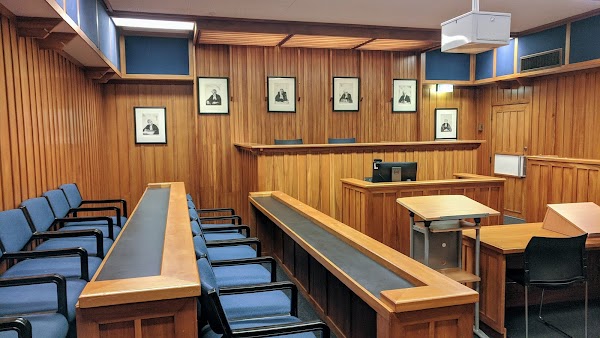 Auckland Law School, the University of Auckland