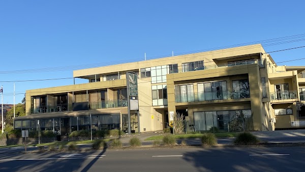 Bayside Geelong Hotel & Apartments