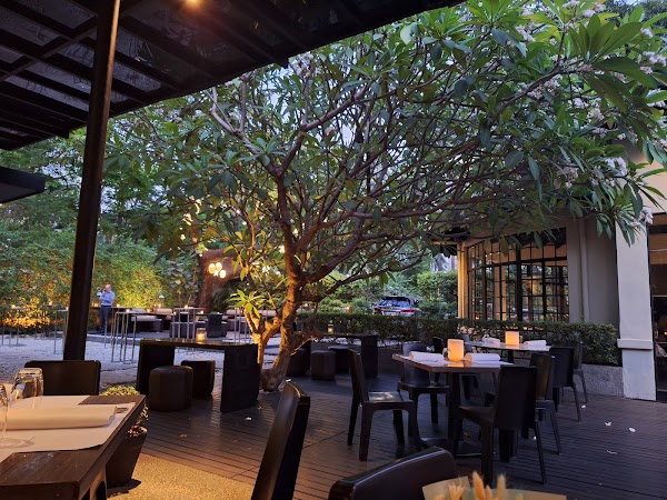 Blackbird Makati