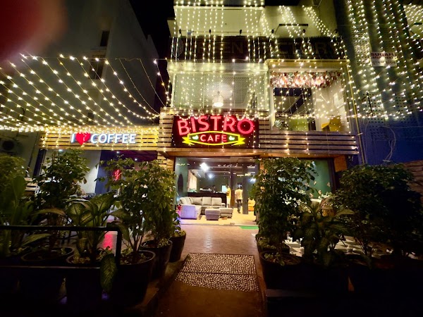 Cafe Bistro