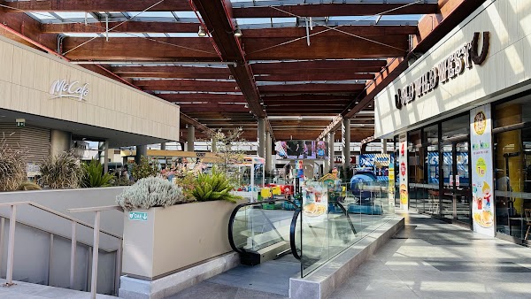 Centro Commerciale Aura