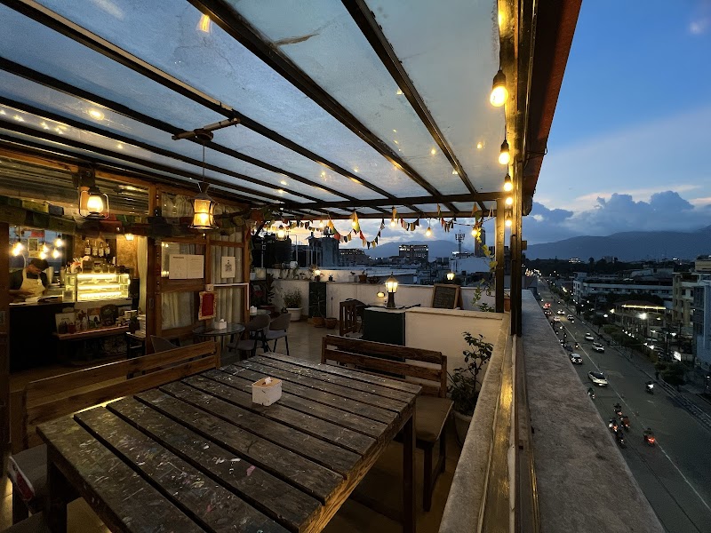 Coffee & Art Cafe