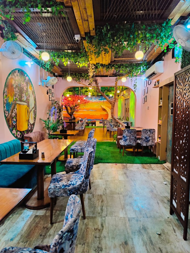 D' BACKYARD TREE CAFÉ RESTRO