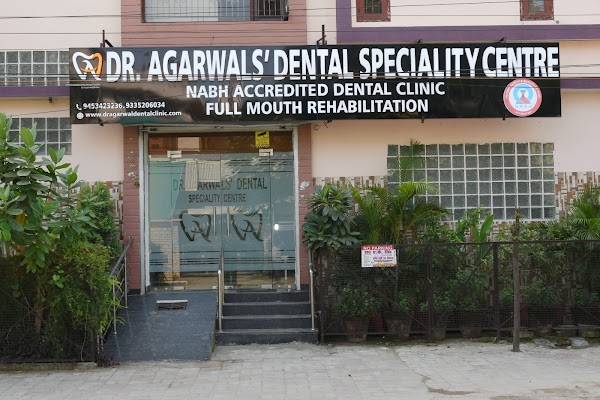 Dr. Agarwal Dental Speciality Centre- Best Dentist | Painless Root Canal Doctor in Lucknow