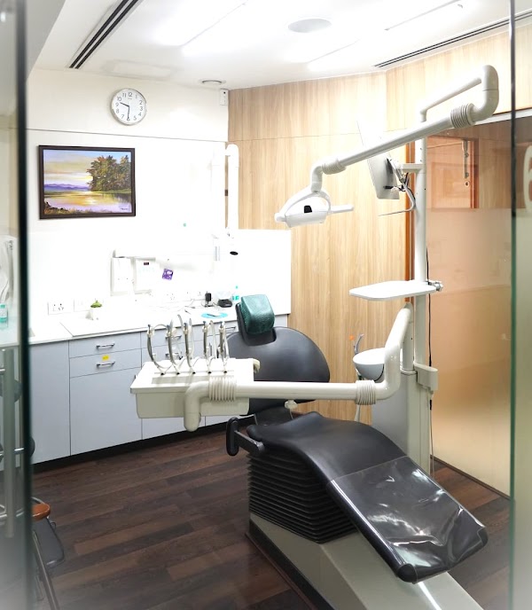 Dr. L.P. Mohan's Dental Hospital.