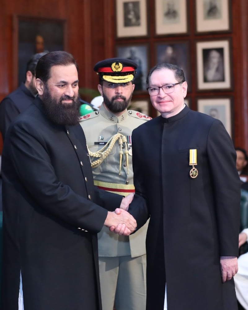 Dr Rizwan (TI) & Associates Dental Surgeons, Presidential Medal for Excellence.