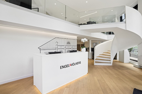 Engel & Völkers Paris