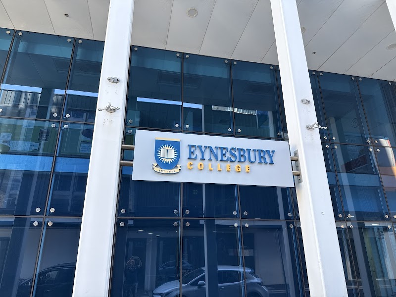 Eynesbury College