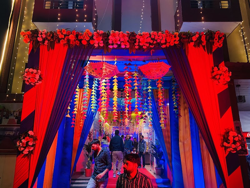 Hotel grand highway