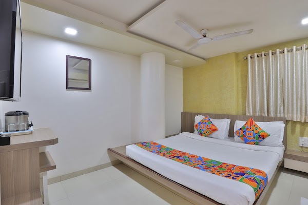 Hotel Ideal vadodara