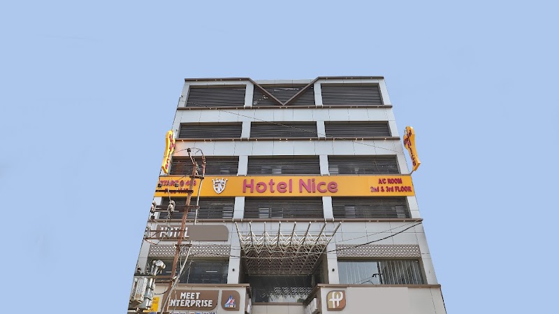 Hotel Nice vadodara