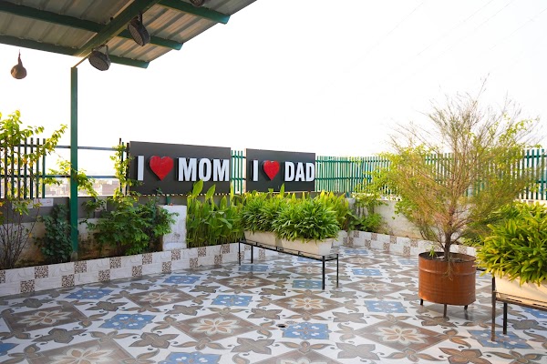 HOTEL RED APPLE near Chandigarh railway station