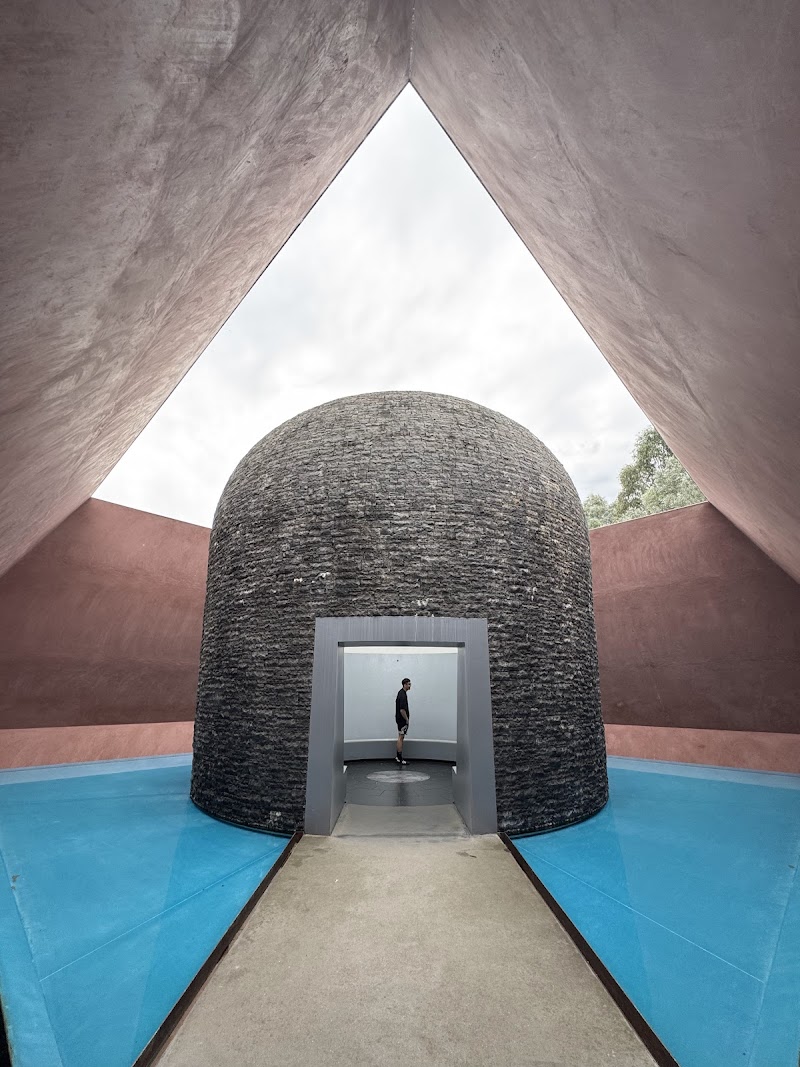James Turrell "Within without" Skyspace