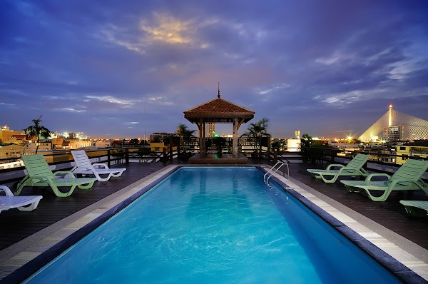 Khaosan Palace