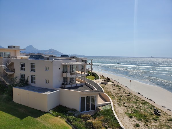 Lagoon Beach Hotel & Spa