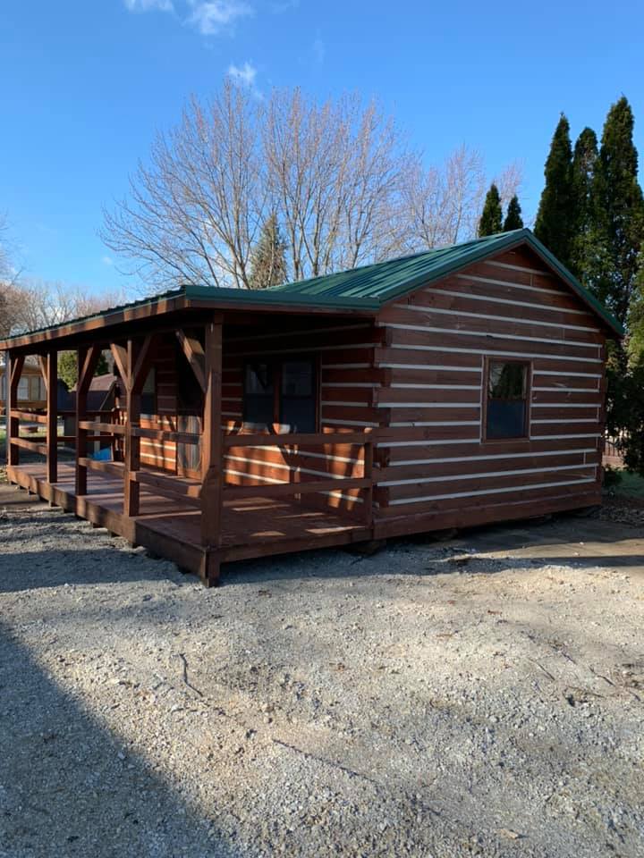 Lakeshore Camp Resort