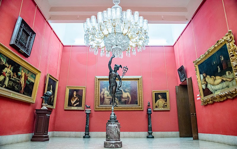 Maharaja Fatehsinh Museum