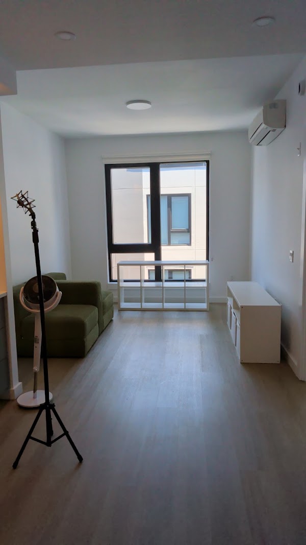 Manhattan Realty Group