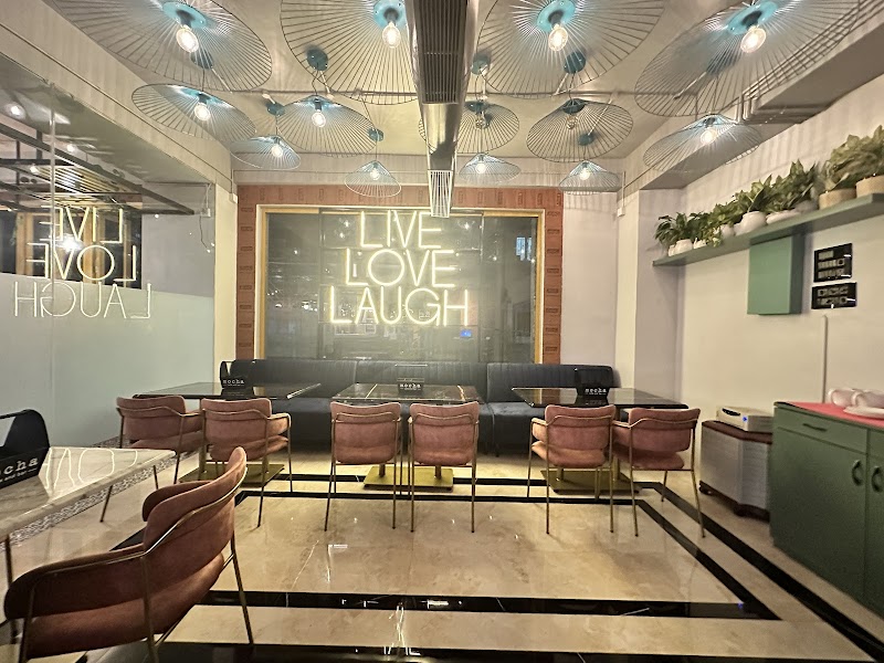 Mocha Cafe & Bar