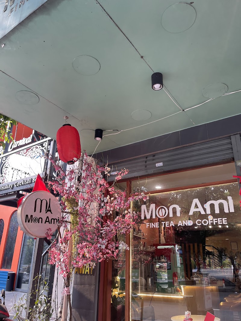 Mon Ami Cafe