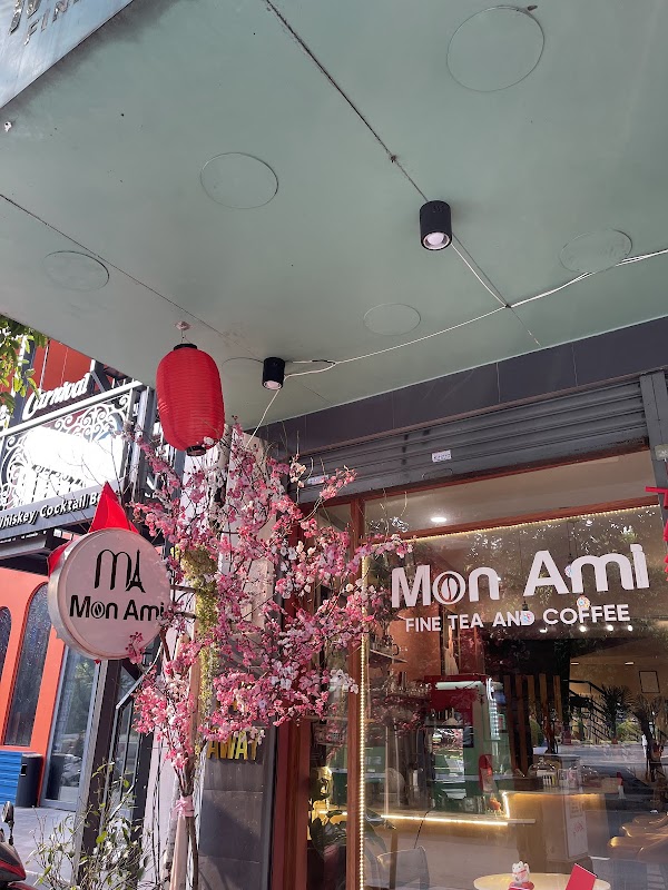 Mon Ami Cafe