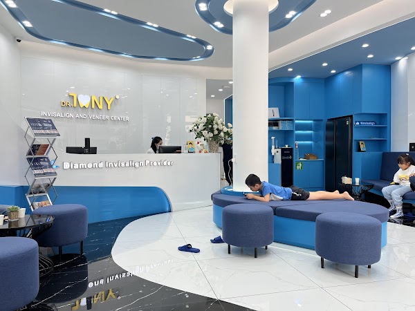 Nha Khoa Dr Tony Dental - Invisalign & Veneer Center