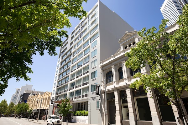 Oaks Perth Hotel