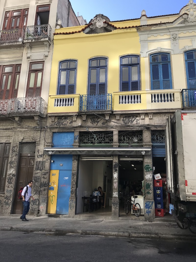 Por el Mundo Hostel