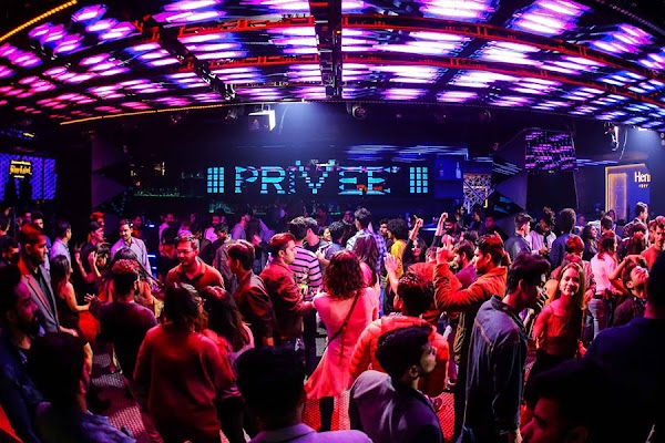 PRIVEE