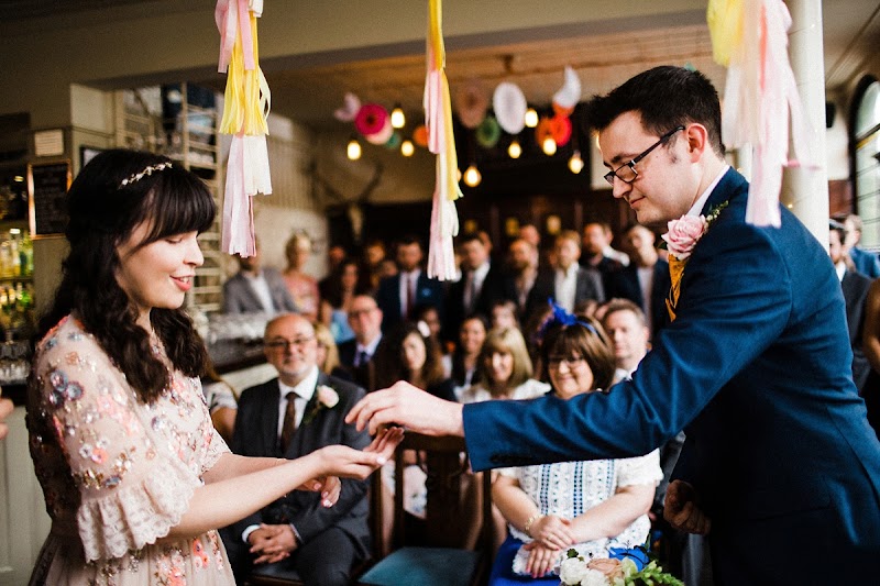 Pub Wedding London