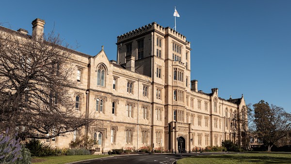 Queen's College