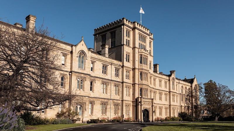Queen's College