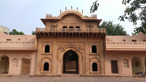Raja Nahar Singh Palace