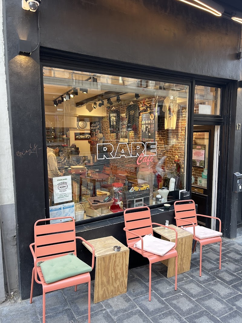 RARE CAFÉ