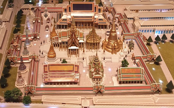 Rattanakosin Exhibition Hall