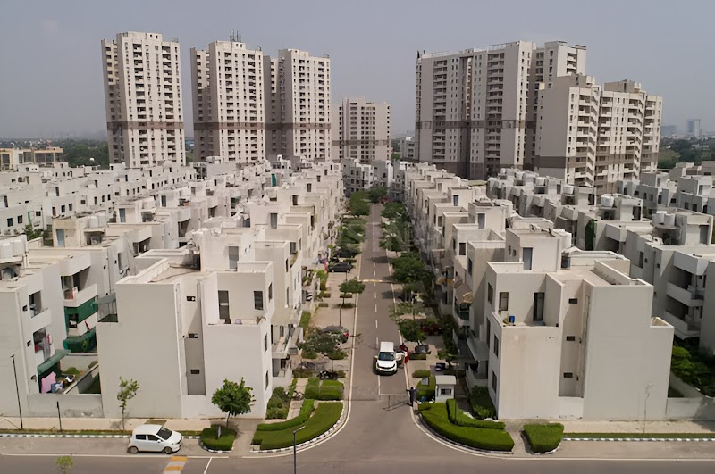 Shree Ram Real Estate | Buy, Sell, Rent Property in Gurgaon | 1,2,3,4 BHK Flats, Apartments, Commercial Property