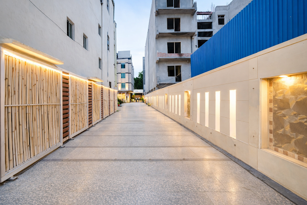 Skylark Hotel by Gabrian Hotels
