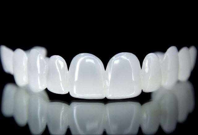 Smile Dental- Aesthetic orthodontic & implant centre_ Bashundhara R/A( dentist-Dhaka-Bangladesh-Baridhara-khilkhet)