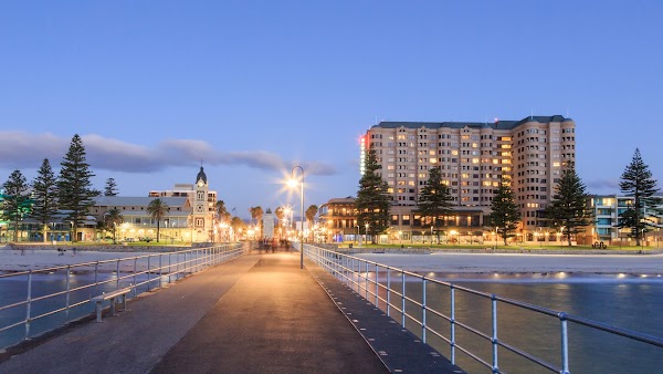 Stamford Grand Adelaide Hotel