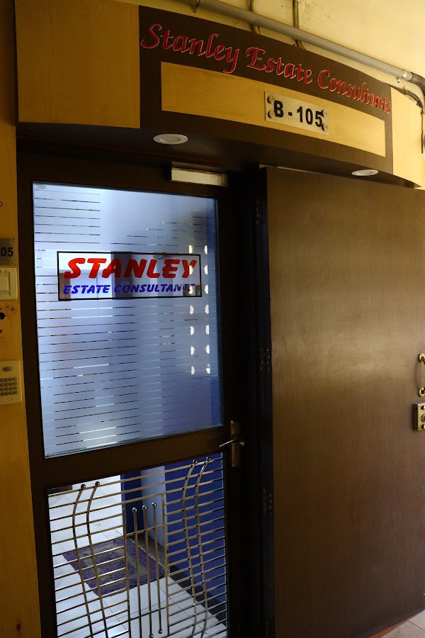 STANLEY ESTATE CONSULTANTS (Real Estate Agents in Andheri East)(Property Consultant in Andheri East)