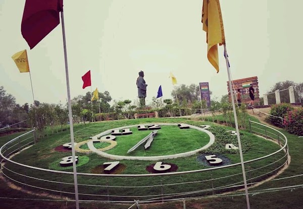 Tau Devilal Town Park