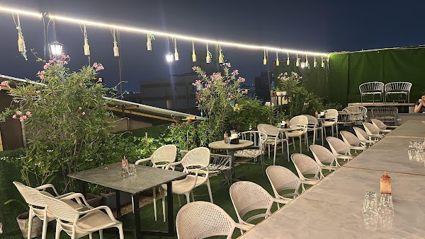 Tent Rooftop Restro Cafe - Candle Light Dinner, Anniversary Celebration Navrangpura & Birthday Celebration Cafe Ahmedabad