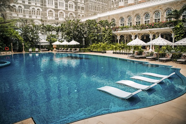 THE BEST HOTEL MUMBAI
