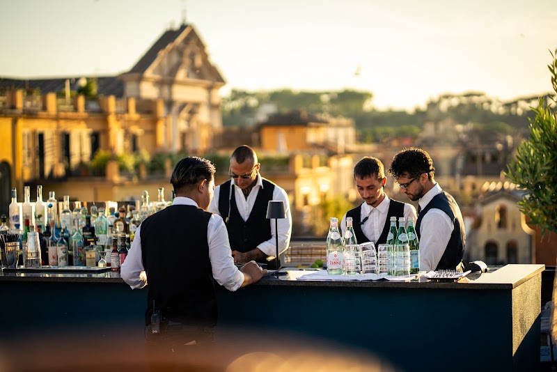 The Vista Rooftop Roma | Pantheon Terrace Bar & Restaurant